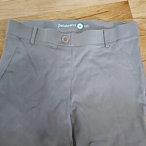Betabrand Size Medium Beige Inseam 31 inches